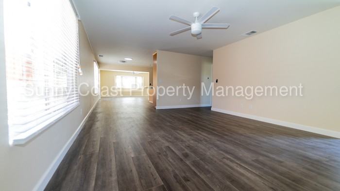 10331 Escadera Dr - Photo 3 of 19