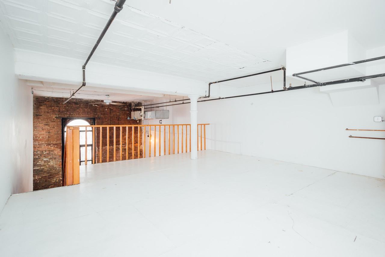 27 Arion Place #25AK