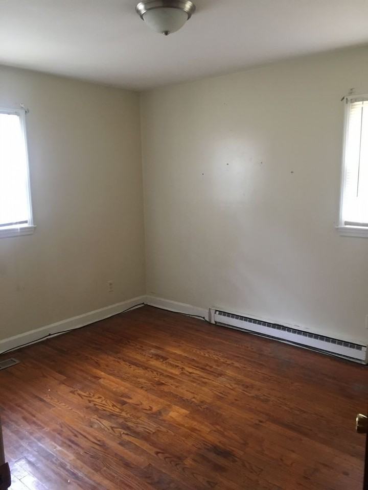 220 Fox Park Rd - Photo 2 of 7