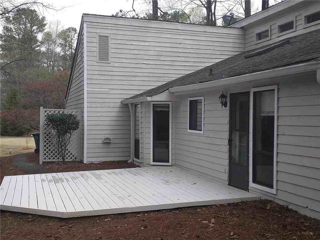 505 Summerhill Pl - Photo 2 of 9