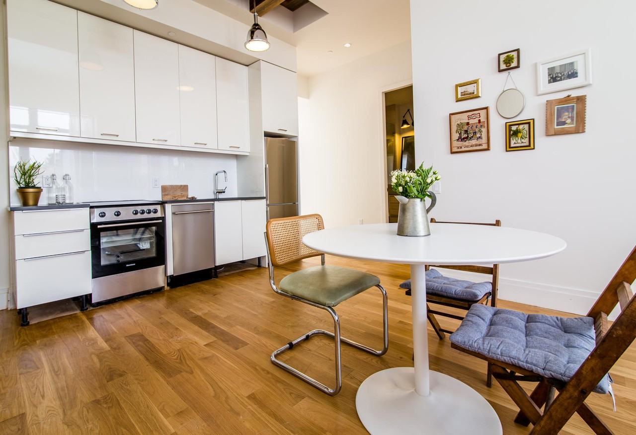 17 MONITOR STREET #3i