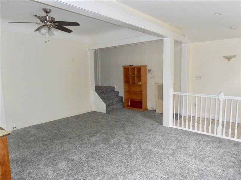 10 Canfield Ave - Photo 3 of 12