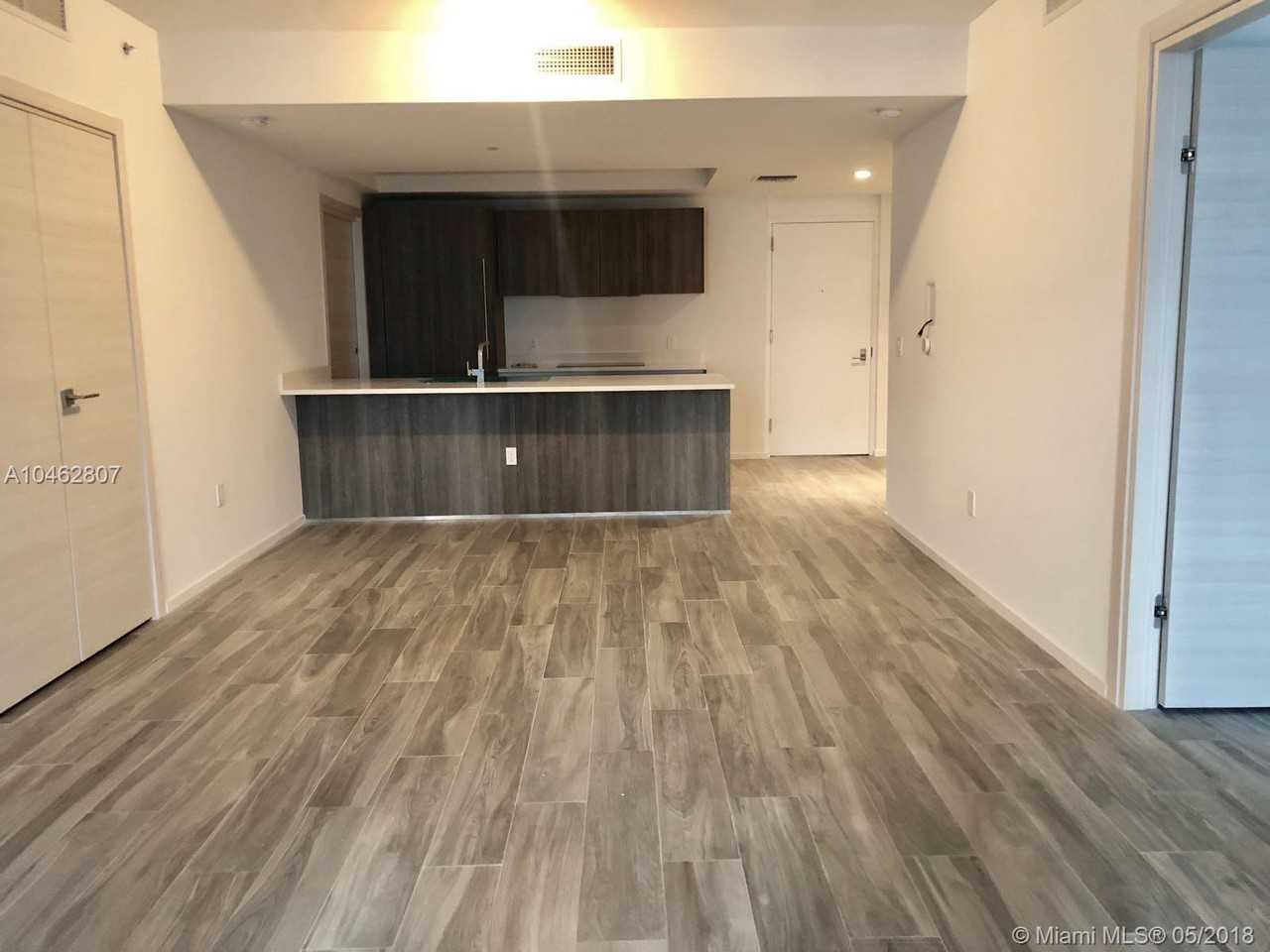 8345 Biscayne Blvd - Photo 3 of 8