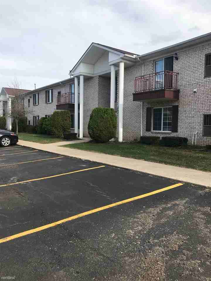 Saravilla Apartments - Photo 2 of 46