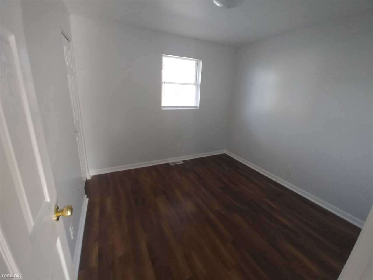 25321 W Chicago Ave - Photo 3 of 8