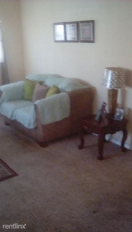 1156 Seminary Ave - Photo 2 of 7