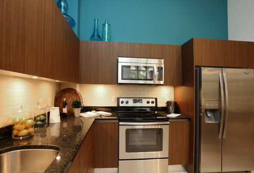 501 SE 5th St - Photo 3 of 8