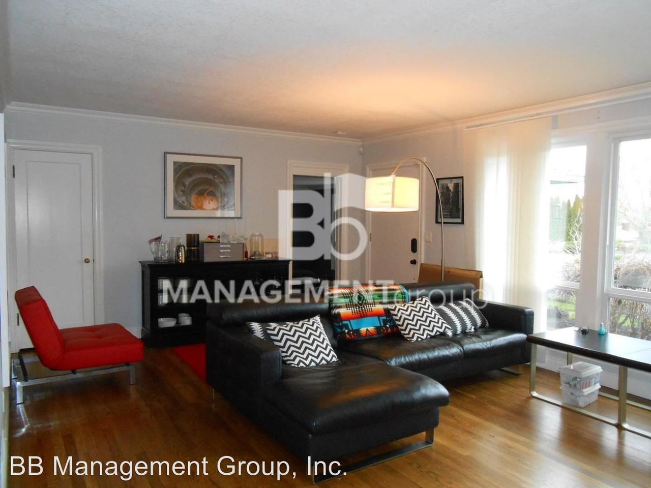 9550 SW Pinehurst Dr - Photo 2 of 19