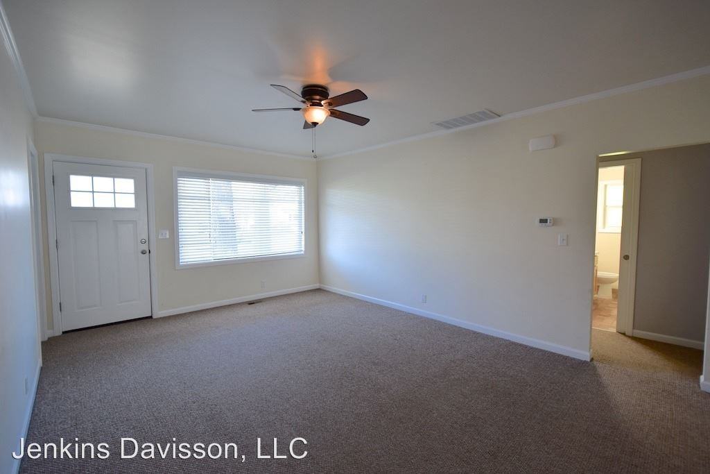 3242 SE Roswell St - Photo 2 of 27