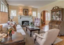 106 Lasalle Ct - Photo 3 of 20