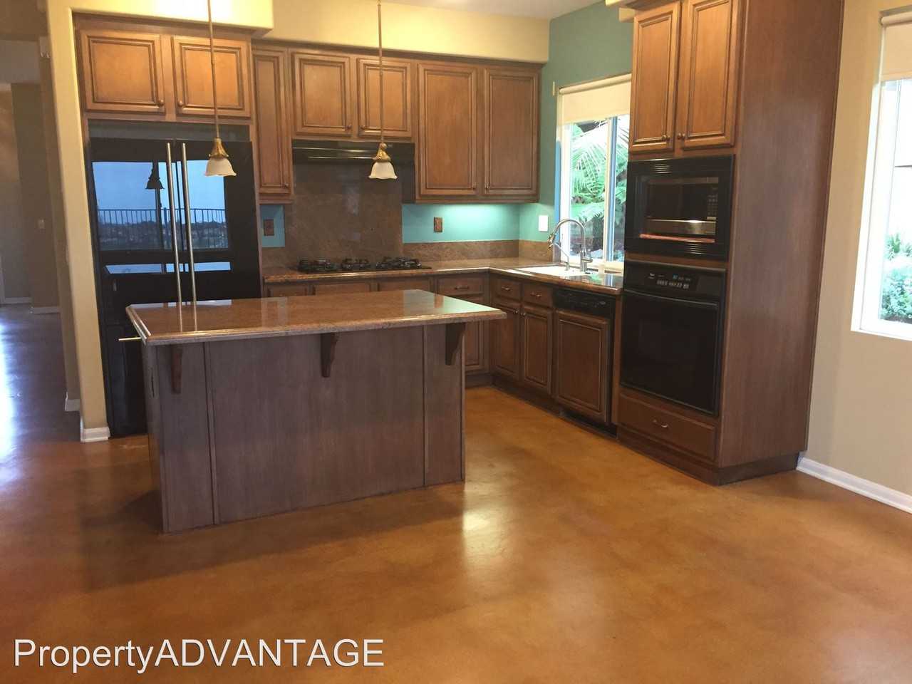 3531 Rock Ridge Rd - Photo 3 of 9