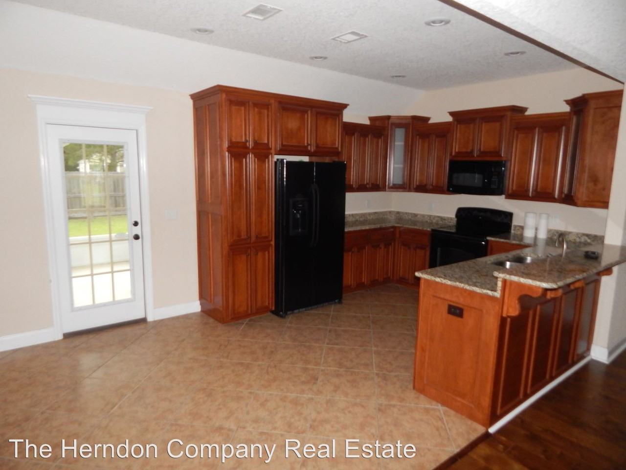 41 Westwind Way - Photo 2 of 15
