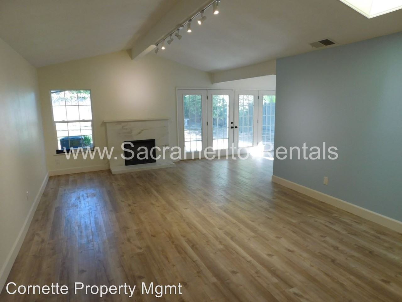 10025 Cordova Glen Court - Photo 3 of 15