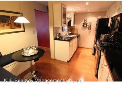 2632 Alabama Ave S - Photo 3 of 4