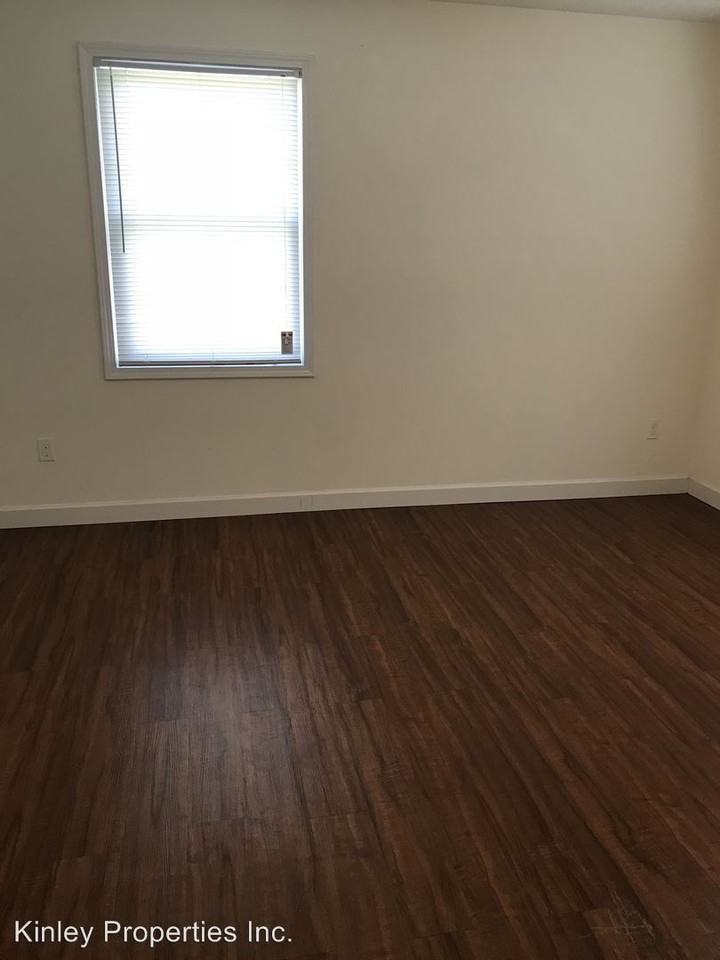 1813 Vinton St - Photo 3 of 6