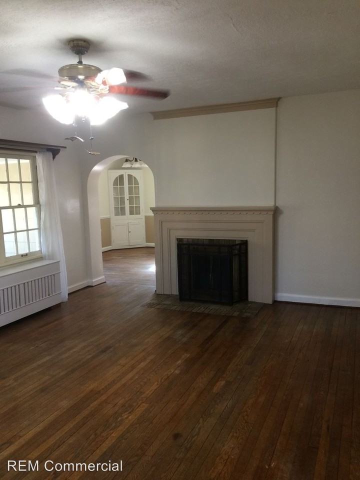 824 S Cleveland Massillon Rd - Photo 3 of 28