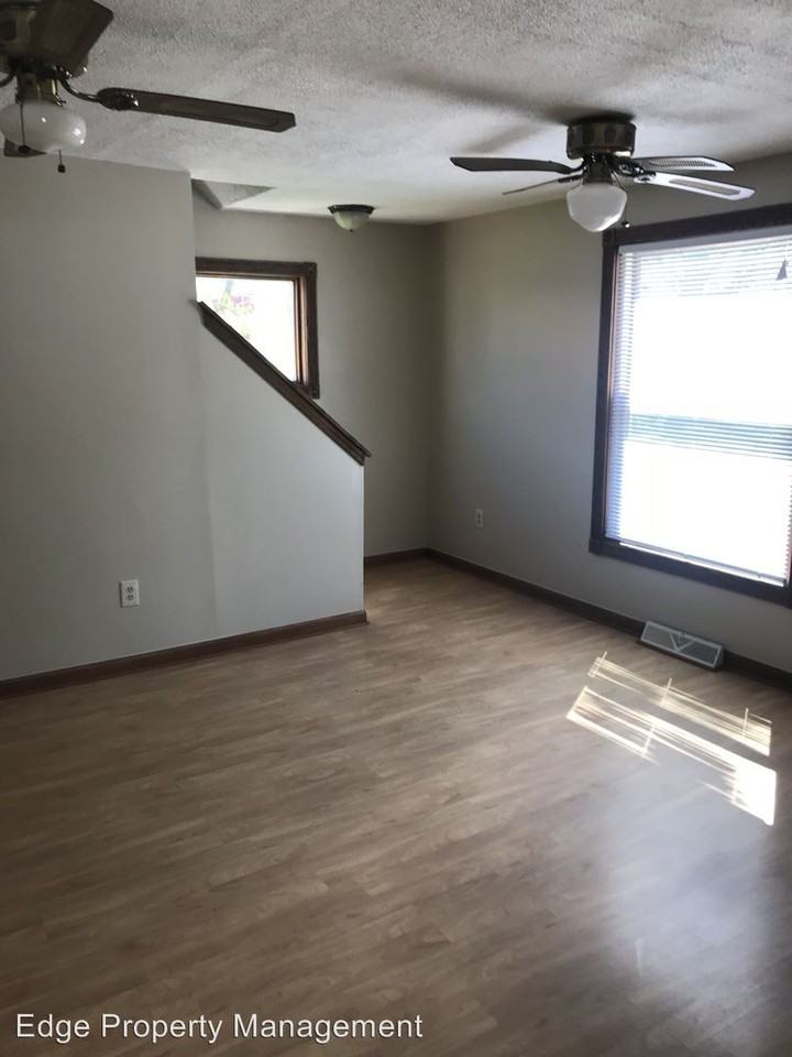 259 Cornell Ave - Photo 3 of 21
