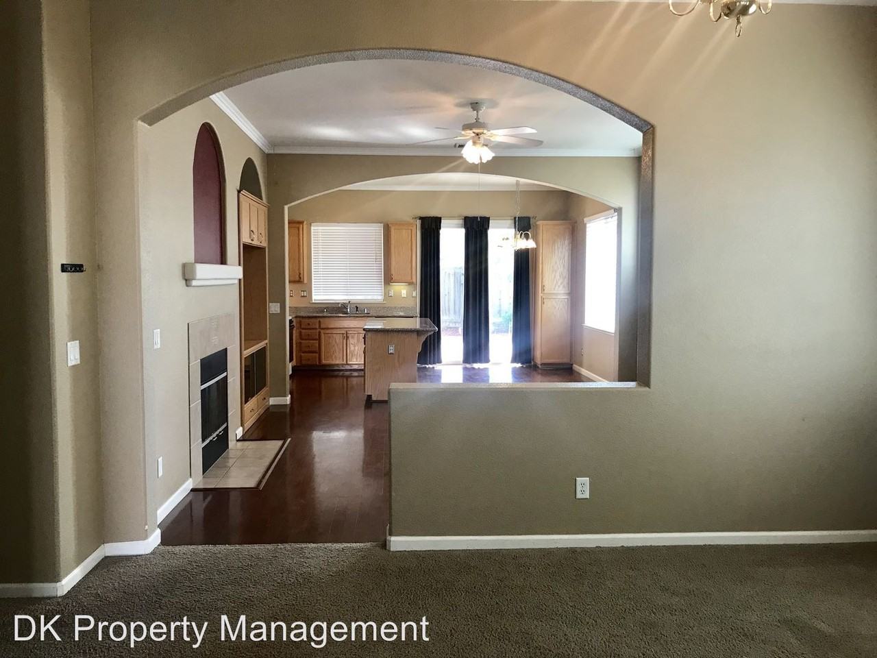 6103 Merganser Ct - Photo 3 of 9