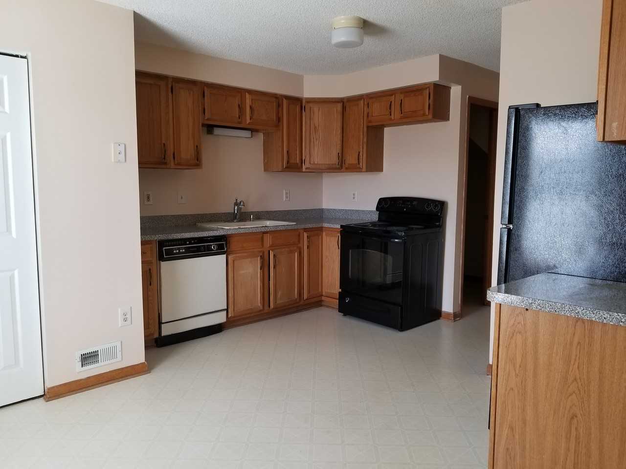 23 Amherst Court - Photo 2 of 10