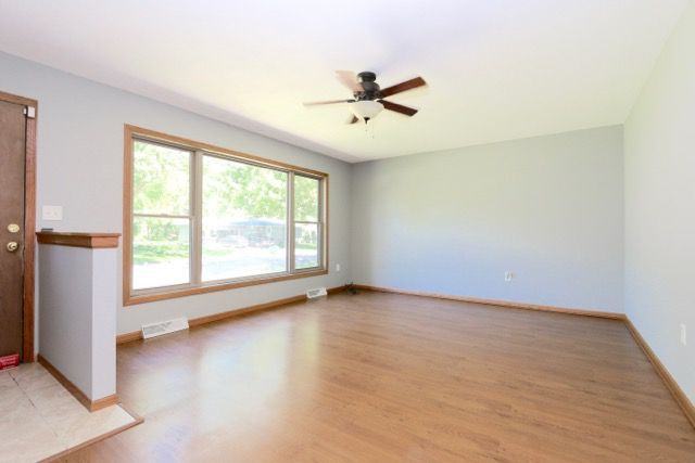 821 Westwood Dr - Photo 2 of 23