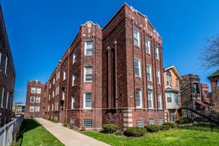 7812 S Emerald Ave - Photo 1 of 1