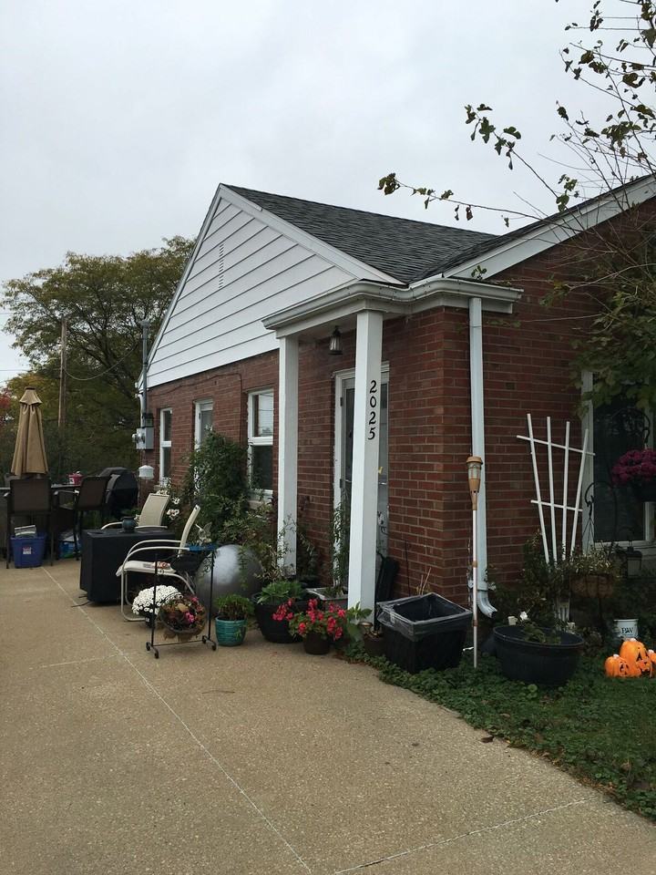 2025 Ogilby Road - Photo 2 of 3