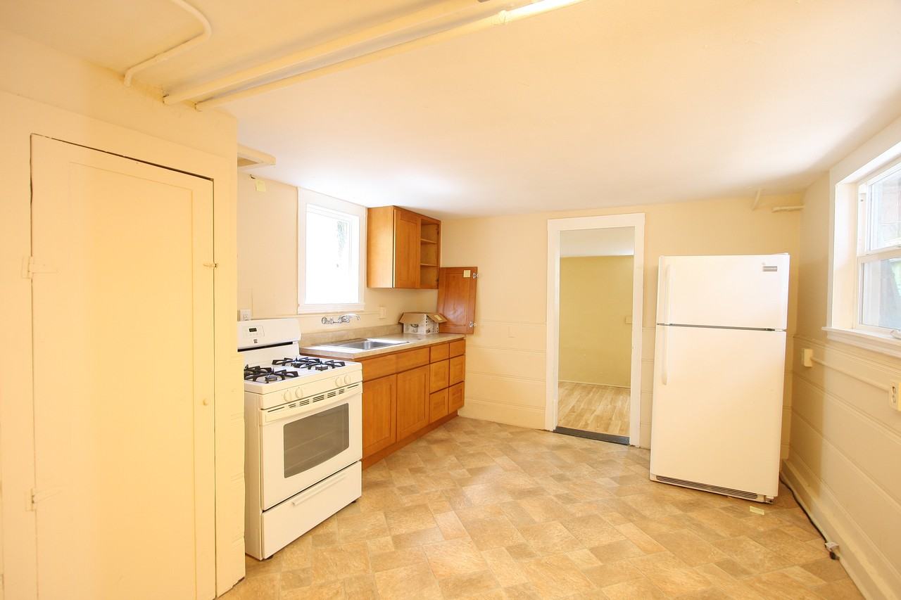 871 14th Street #A - Photo 2 of 8