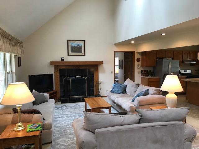 2591 North Shore Drive - Photo 2 of 43