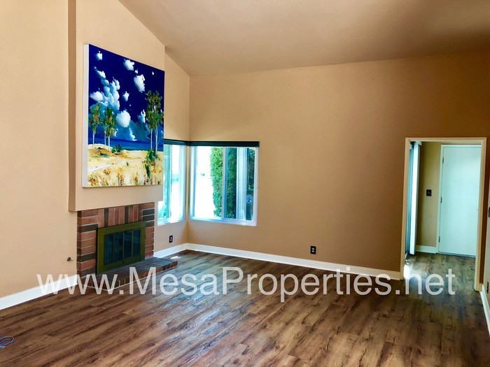 1502 Webster Ave - Photo 3 of 13