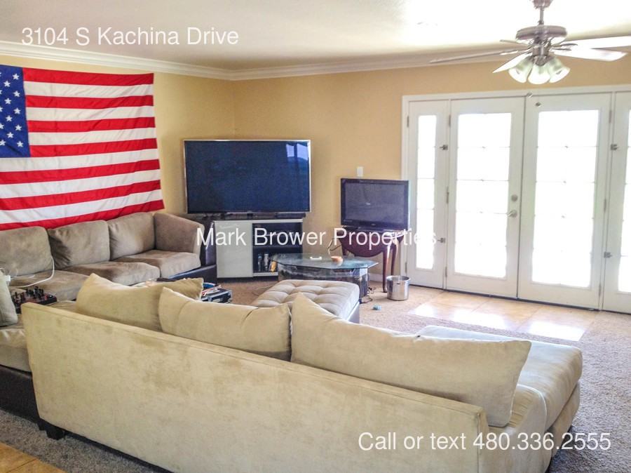 3104 S Kachina Dr - Photo 2 of 16