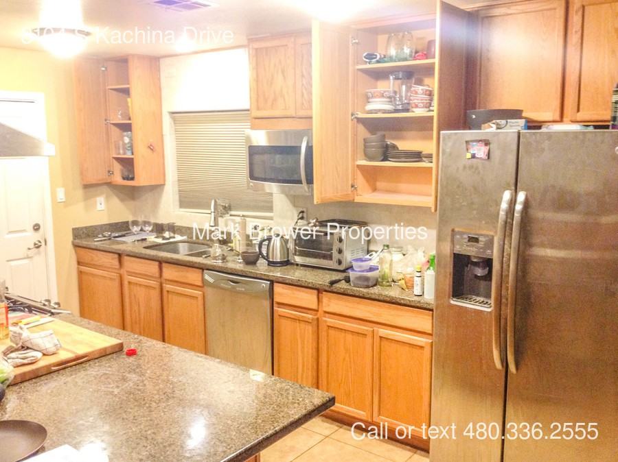 3104 S Kachina Dr - Photo 3 of 16