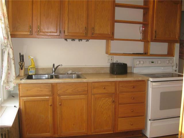 125 Main St - Photo 2 of 16