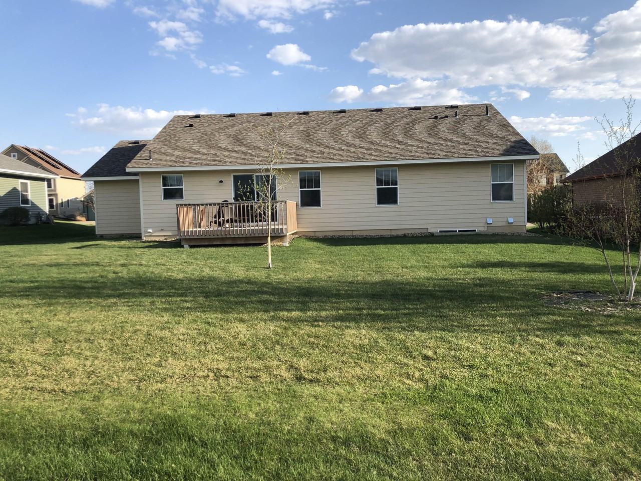 1205 Superior Dr - Photo 2 of 17