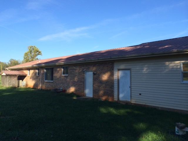 345 Arrowood Rd - Photo 2 of 25