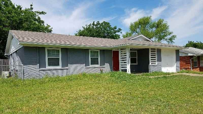 1702 Glen Key St - Photo 3 of 27