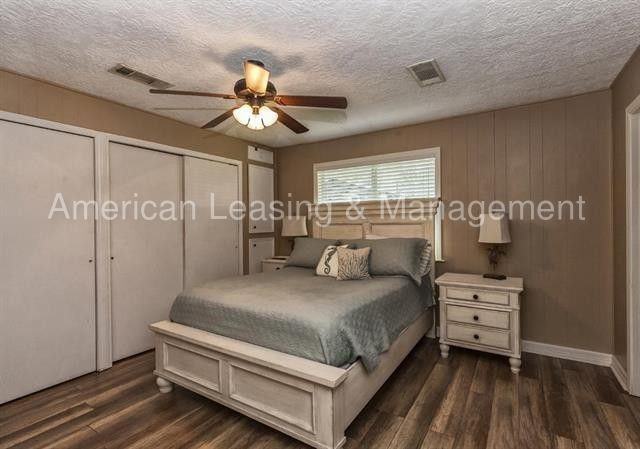 8598 Cornell Dr - Photo 3 of 15