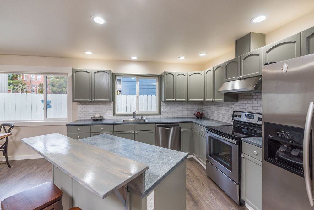 1609 I St - Photo 3 of 12