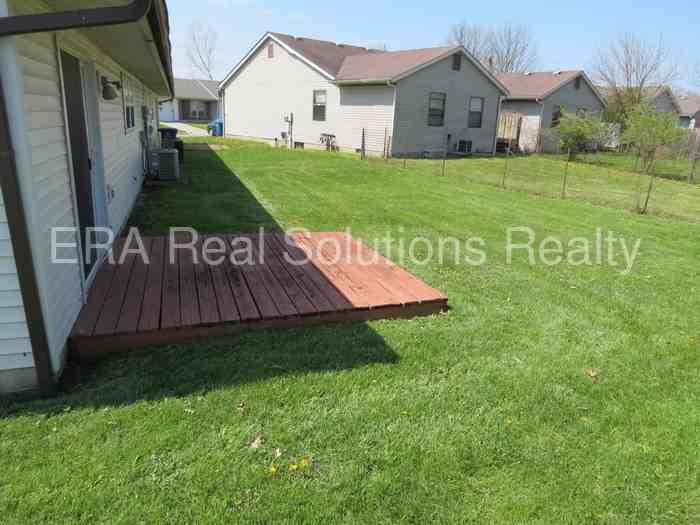 4099 Acres Dr - Photo 2 of 11