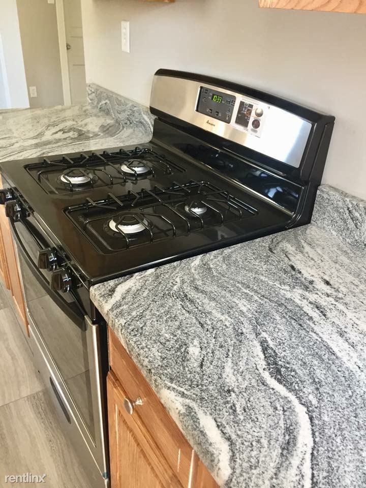 30 W 4th Ave - Photo 2 of 10