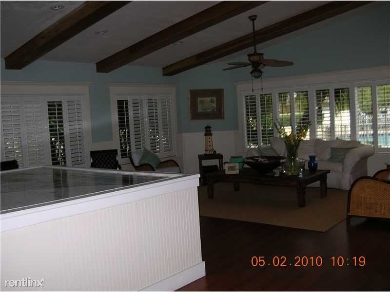 17320 NW 67th Pl - Photo 2 of 9