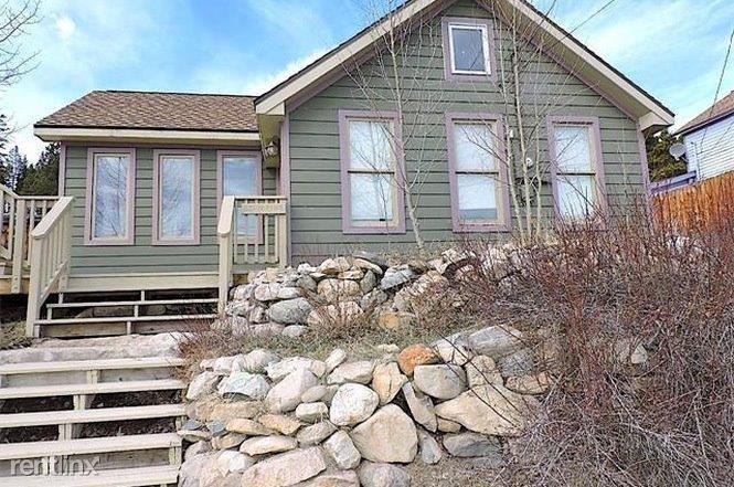 221 N Pine St - Photo 2 of 23