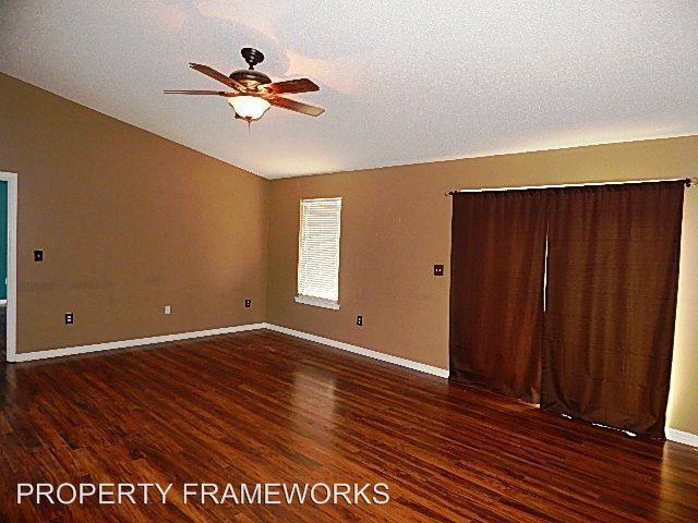 517 Tikell Dr - Photo 3 of 18