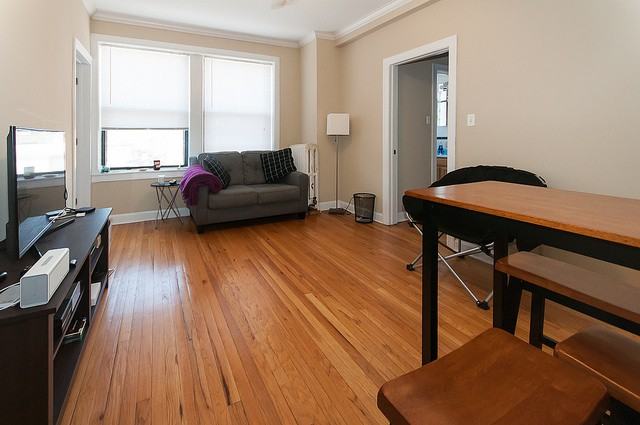 2828 North Pine Grove Avenue #210