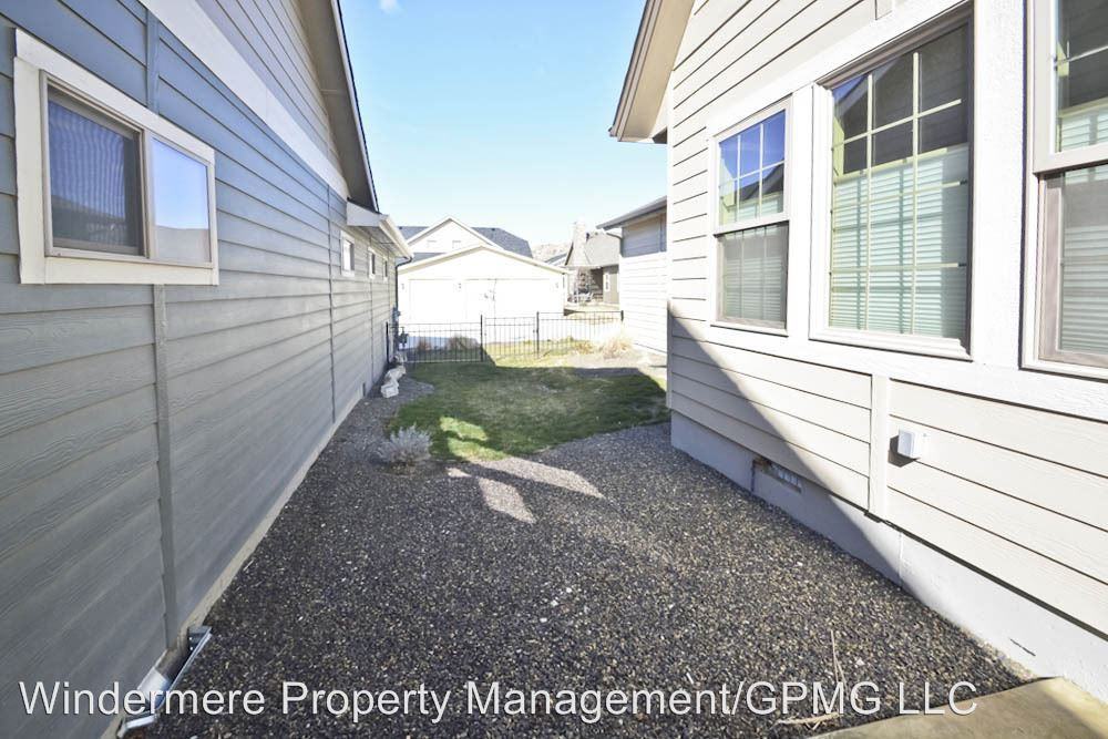 2987 South Shadywood Way - Photo 2 of 29