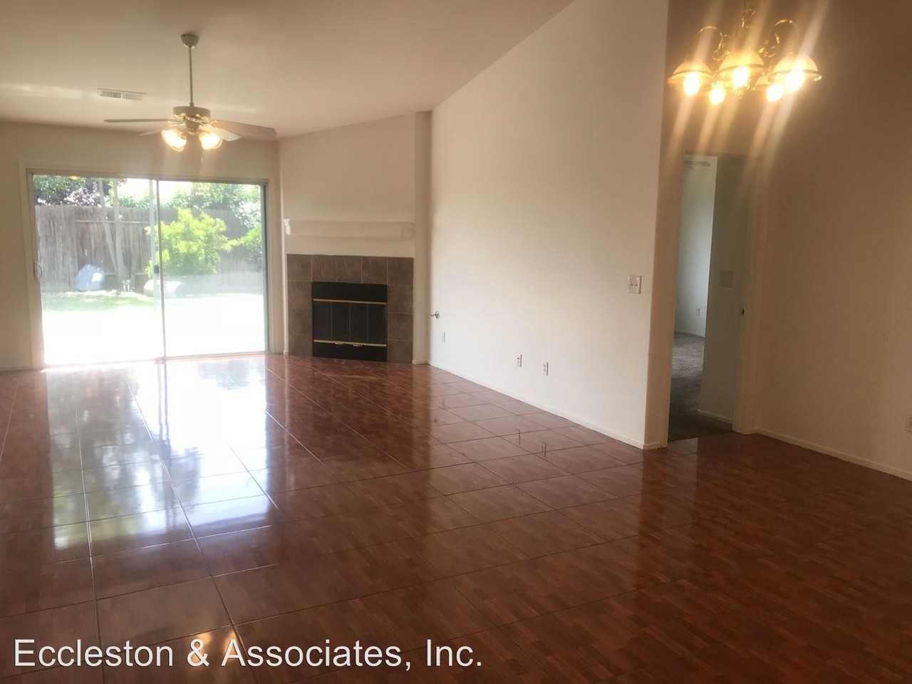 2819 Flint Hills Dr - Photo 3 of 18