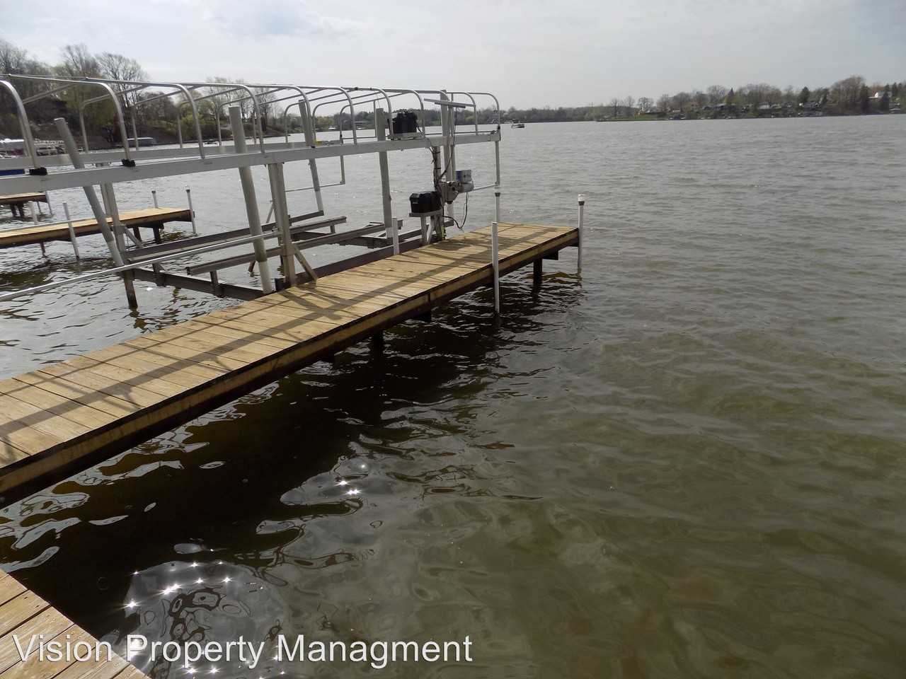 48195 Bayshore Dr - Photo 2 of 23