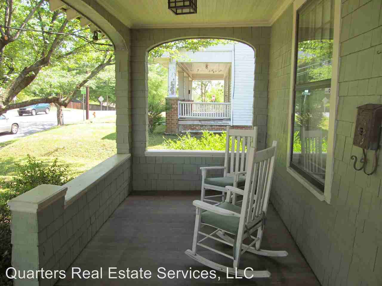 2314 S Main St - Photo 3 of 21
