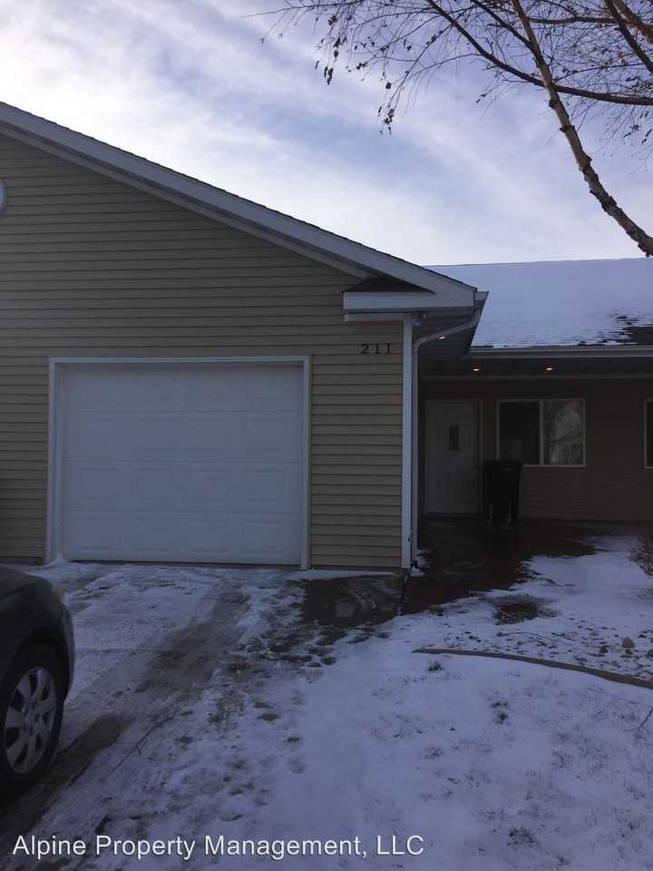 211 N Cherry St - Photo 2 of 26