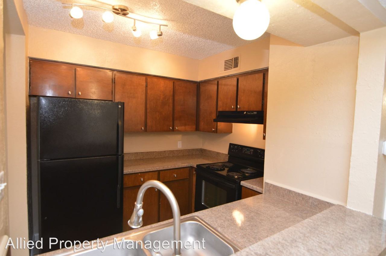 503 Brown Trail - Photo 2 of 3