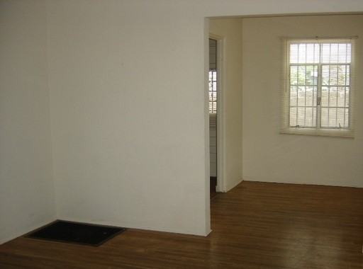 223 Walter St SE #A - Photo 3 of 5